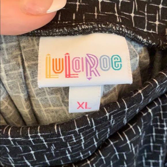 LulaRoe Madison Skirt - Picture 3 of 3